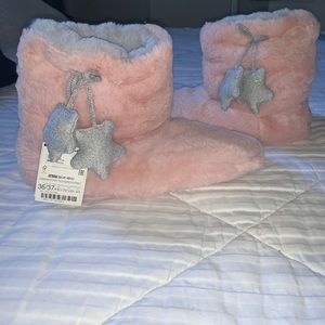 Bootie Slippers - Pink And Stars - Soft Slippers